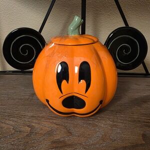 Disney Mickey Mouse‎ Pumpkin Halloween Cookie Jar Ceramic with Lid Holiday Decor